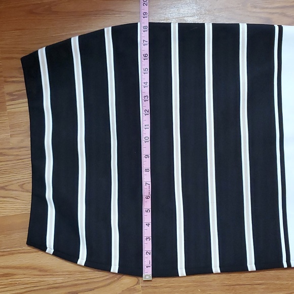 White House Black Market Striped skirt Sz 2 - Picture 8 of 8